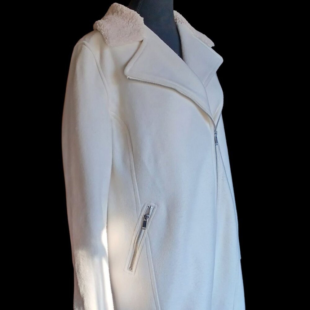 Old Navy Ivory Offset Zip Pea Coat, size Medium, Mid Length